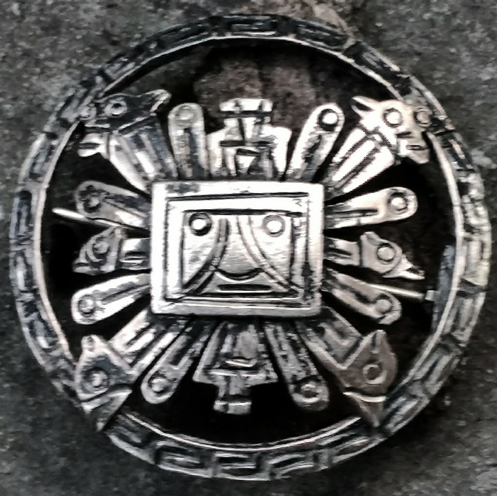 Vintage Sterling Silver Aztec Face Brooch - Picture 2 of 5